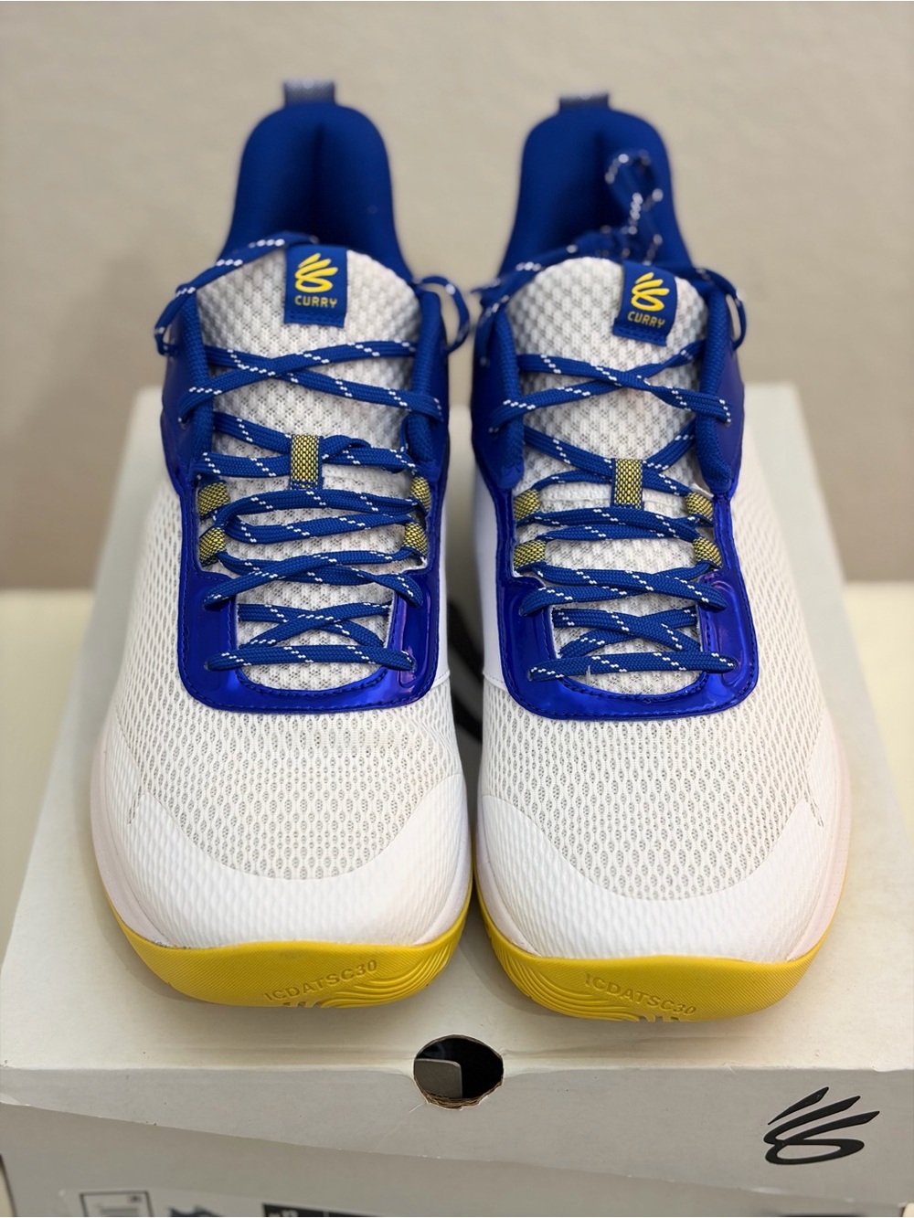 Stephen Curry - Under Armour Mens Basketball Shoes -White/Blue/Yellow
